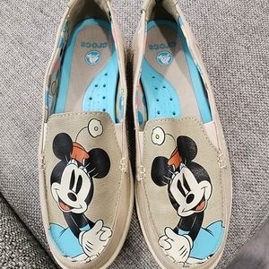 Minnie Mouse, Crocs